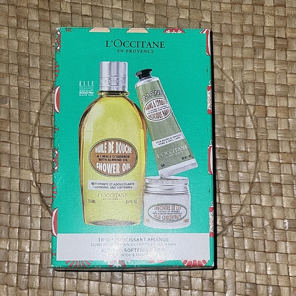 L'OCCITANE Other - L'OCCITANE Almond Shower Oil Trio - Green